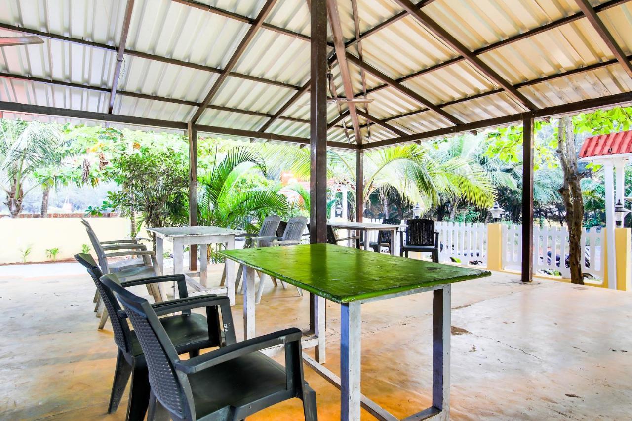 Oyo Flagship 19362 Sai Coco Resort 莫尔吉姆 外观 照片